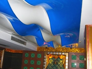 3d натяжной потолок в кафе